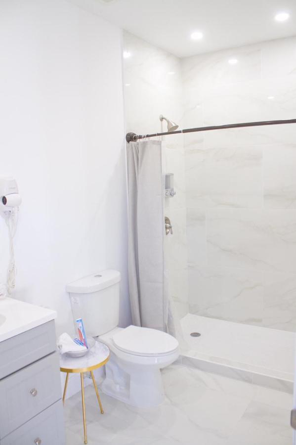 Colorful And Luminous Suite Near Mia ไมอามี ภายนอก รูปภาพ